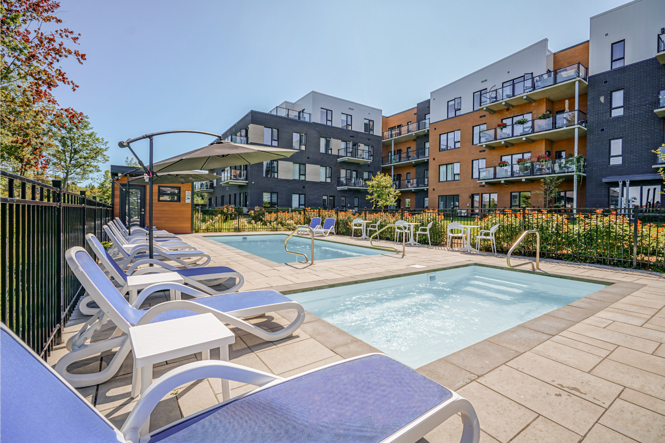 Le Vivo Sherbrooke vue sur la piscine